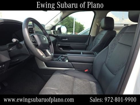Used 2024 Toyota Tundra Limited AWD/4WD image 6