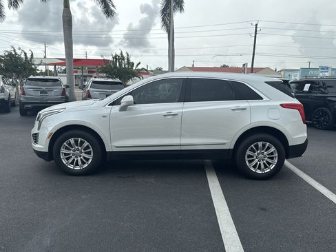 Used 2018 Cadillac XT5 Premium Luxury FWD image 7