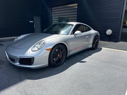 Certified 2017 Porsche 911 Carrera S RWD image 1