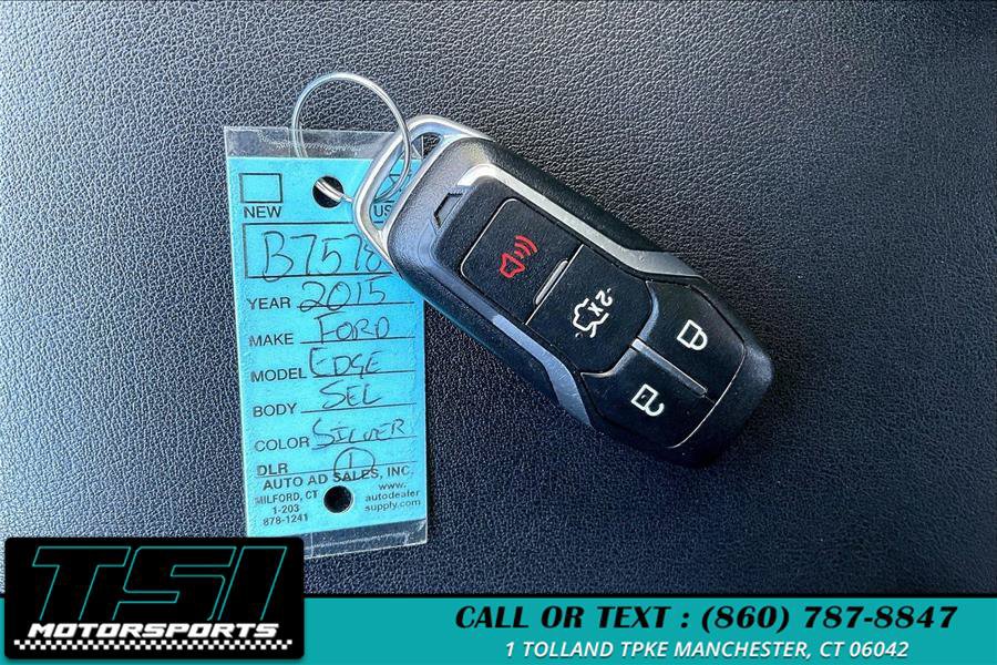 Used 2015 Ford Edge SEL AWD/4WD image 10