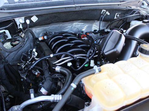 Used 2018 Ford F150 Lariat w/ Equipment Group 502A Luxury image 35