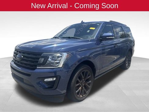 Used 2018 Ford Expedition Limited w/ Equipment Group 302A RWD image 2