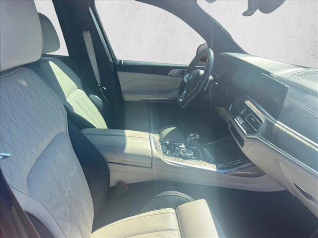 Used 2019 BMW X7 xDrive50i w/ Executive Package AWD/4WD image 23