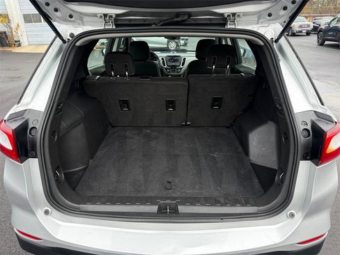 Used 2020 Chevrolet Equinox LS image 18