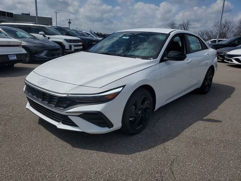 New 2026 Hyundai Elantra Sport FWD image 2