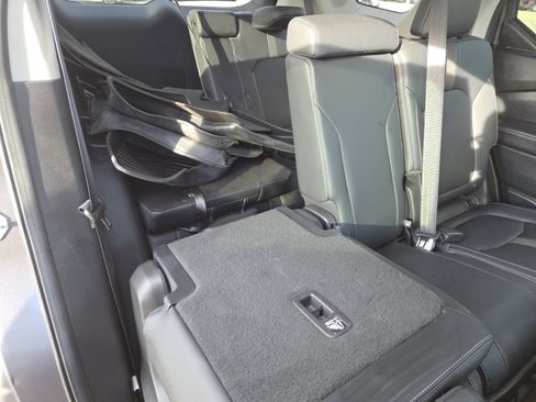 Used 2023 Honda Pilot Touring image 23