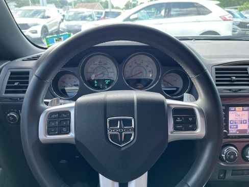 Used 2013 Dodge Challenger R/T RWD image 18
