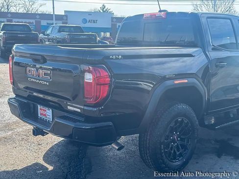 New 2026 GMC Canyon Elevation image 7