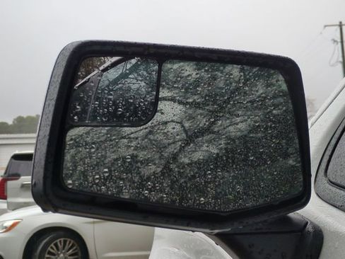 Used 2024 Chevrolet Silverado 1500 LT image 12