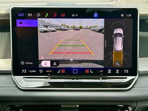 New 2026 Volkswagen Tiguan SE FWD image 24