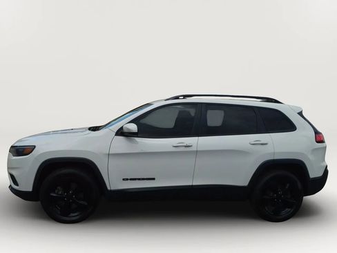 Used 2019 Jeep Cherokee Latitude Plus AWD/4WD image 5