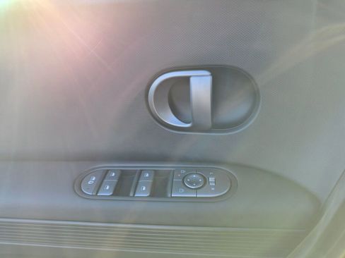 New 2026 Hyundai Ioniq 5 SE image 32