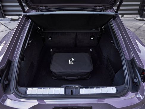 Used 2025 Porsche Panamera 4 w/ Premium Package image 22