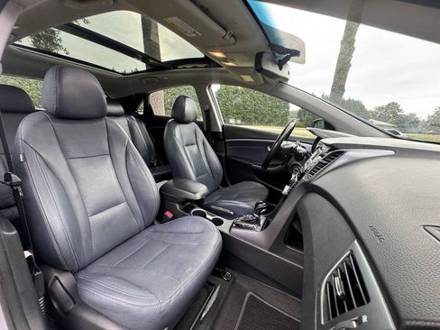 Used 2013 Hyundai Elantra GT w/ Style Pkg FWD image 19