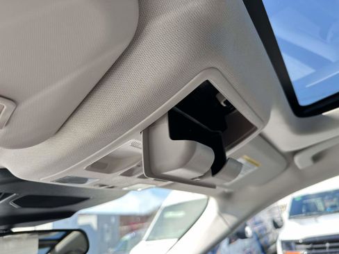 Used 2022 Ford Escape SEL image 29