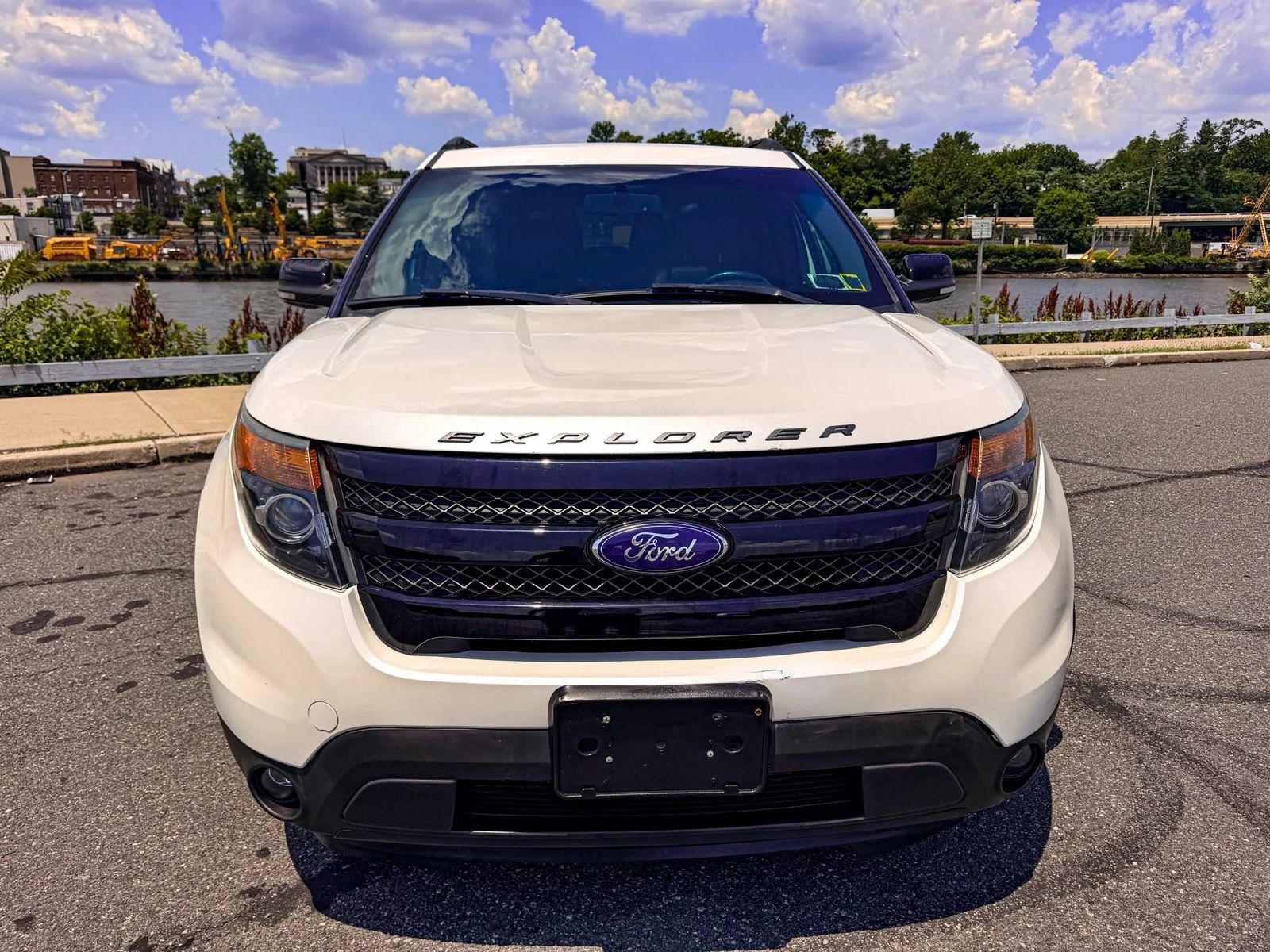 Used 2014 Ford Explorer Sport AWD/4WD image 3
