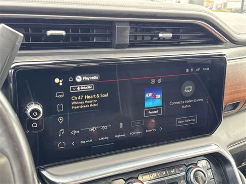 Used 2025 GMC Sierra 2500 Denali Ultimate image 18