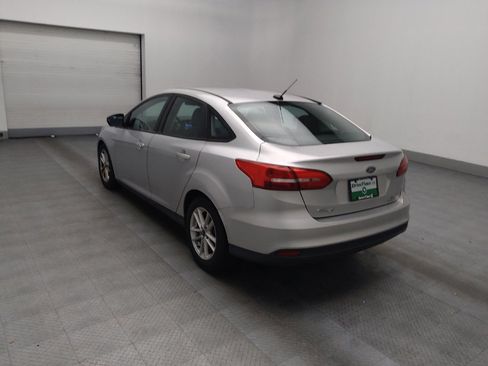 Used 2016 Ford Focus SE image 5