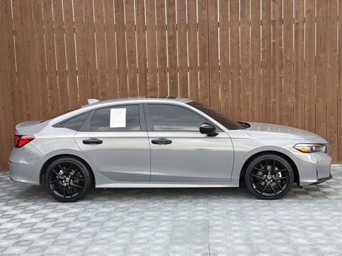 Used 2025 Honda Civic Sport Touring image 13