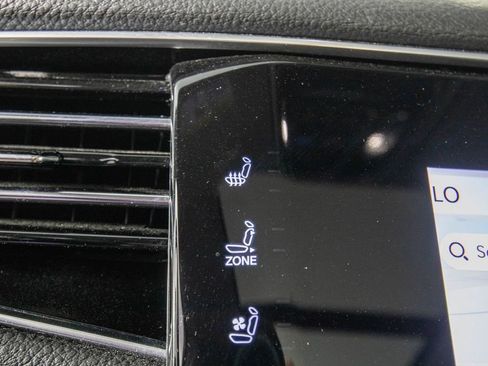 Used 2024 Jeep Wagoneer 2WD w/ Premium Group I image 30