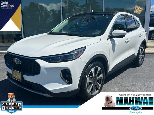 Certified 2023 Ford Escape Platinum w/ Premium Technology Package AWD/4WD image 1