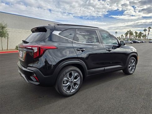 Used 2024 Kia Seltos S image 4