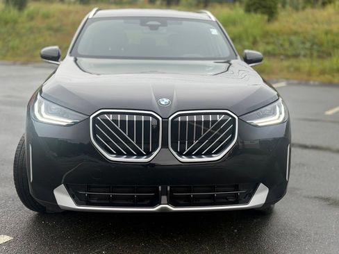 Certified 2025 BMW X3 xDrive30i w/ Premium Package AWD/4WD image 9