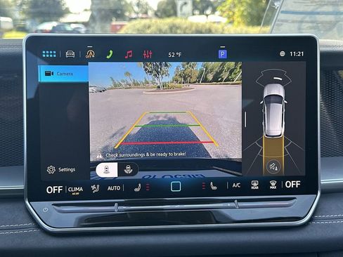 New 2026 Volkswagen Tiguan SE image 17