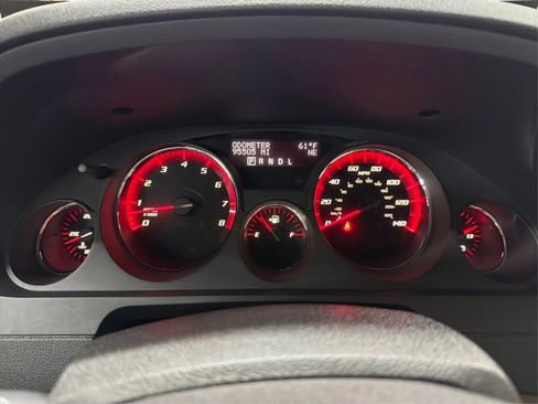 Used 2011 GMC Acadia SLT image 36