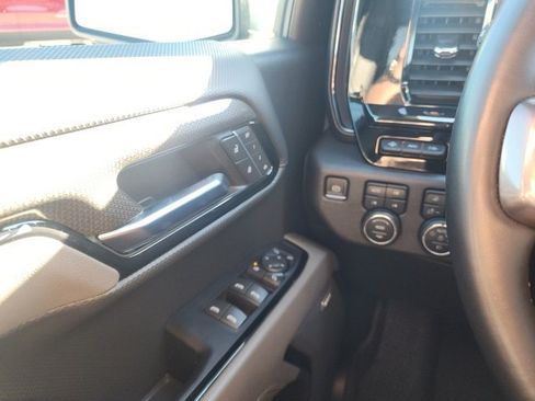 Used 2023 Chevrolet Silverado 1500 ZR2 w/ Technology Package image 41
