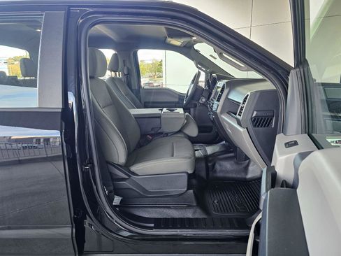 Used 2022 Ford F250 XL w/ Power Equipment Group image 29