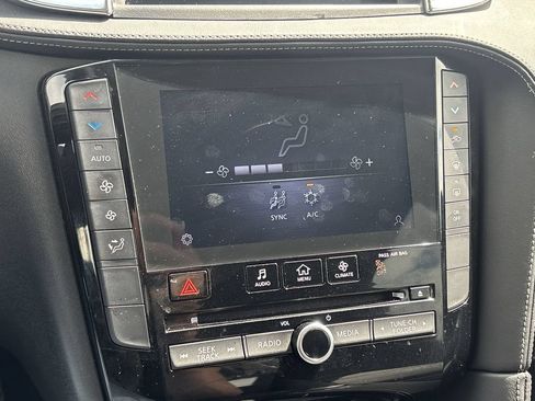 Certified 2025 INFINITI QX50 Pure AWD/4WD image 17
