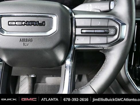 Used 2025 GMC Yukon Denali AWD/4WD image 11