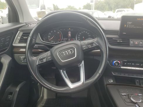 Used 2020 Audi Q5 2.0T Premium w/ Convenience Package AWD/4WD image 14