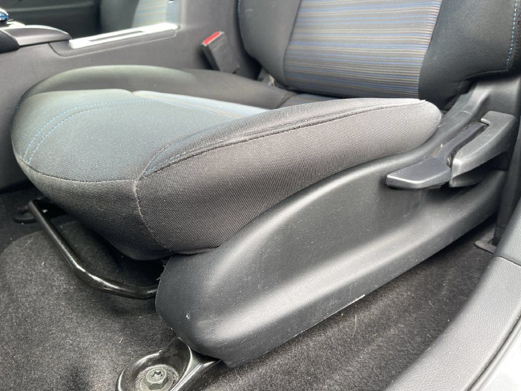Used 2025 Nissan Leaf S FWD image 20