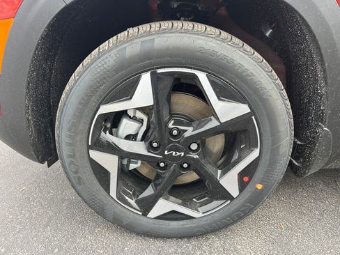 New 2026 Kia Seltos S AWD/4WD image 9
