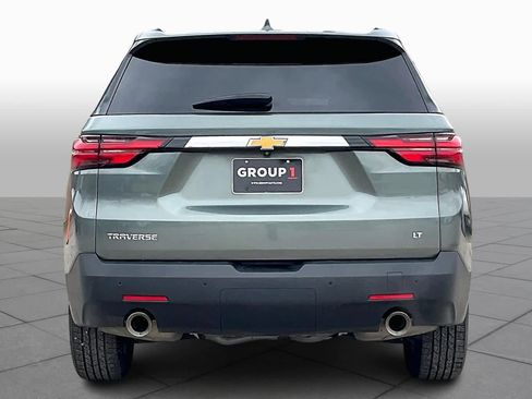 Used 2022 Chevrolet Traverse LT w/ LPO, Cargo Package image 5