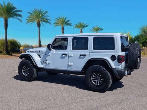 Used 2024 Jeep Wrangler Unlimited Rubicon 392 image 3