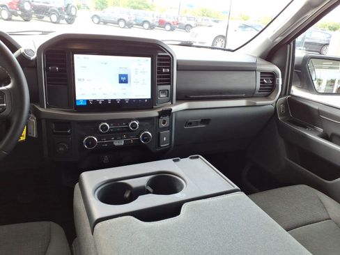 Used 2025 Ford F150 XLT w/ Equipment Group 301A Standard RWD image 18