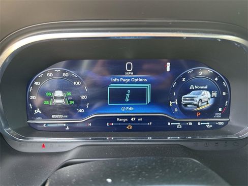 Used 2024 Chevrolet Suburban LT image 10