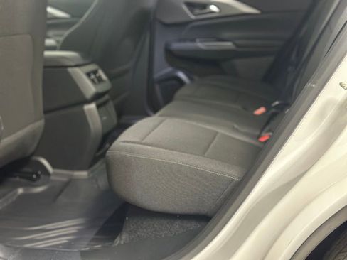 New 2026 Chevrolet Equinox EV LT image 17