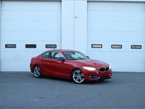 Used 2014 BMW 228i Coupe image 2