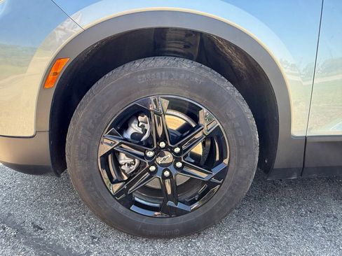 Certified 2023 Chevrolet Blazer LT w/ Midnight/Sport Edition AWD/4WD image 11