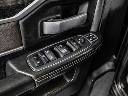 Used 2024 RAM 3500 Big Horn w/ Heated Seats & Wheel Group AWD/4WD image 33
