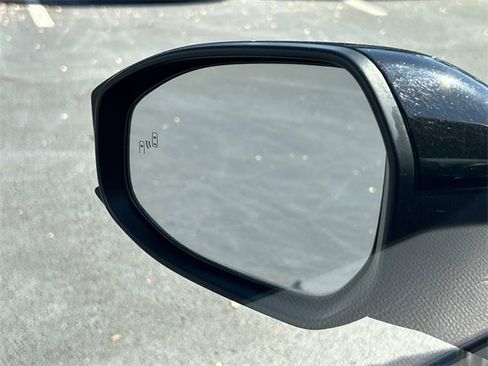 Used 2024 Toyota Prius LE image 15