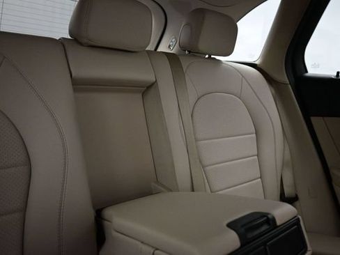 Used 2022 Mercedes-Benz GLC 300 w/ Premium Package Lite image 17
