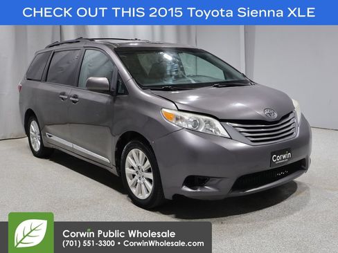 Used 2015 Toyota Sienna XLE AWD/4WD image 1