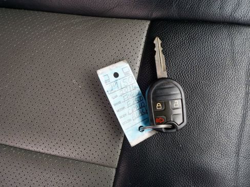 Used 2016 Ford F250 XLT w/ XLT Value Package image 35