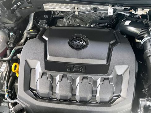 Used 2023 Volkswagen Tiguan S FWD image 30
