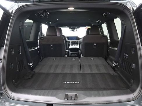 Certified 2025 Nissan Armada SL w/ Captain's Chari Seat Package AWD/4WD image 37